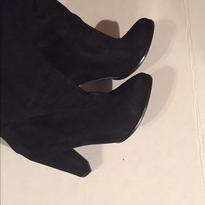 Forever21 NWOT Women’s suede knee boots size 7